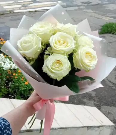 Букет из белых роз Шарм нежности