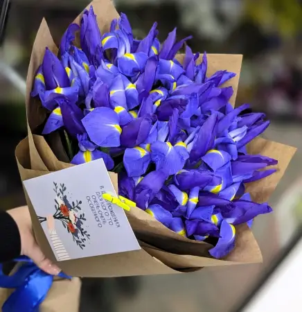 Букет синих ирисов Просто Ирисы