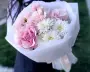 Букет из французских роз и хризантем Розовый шелк
