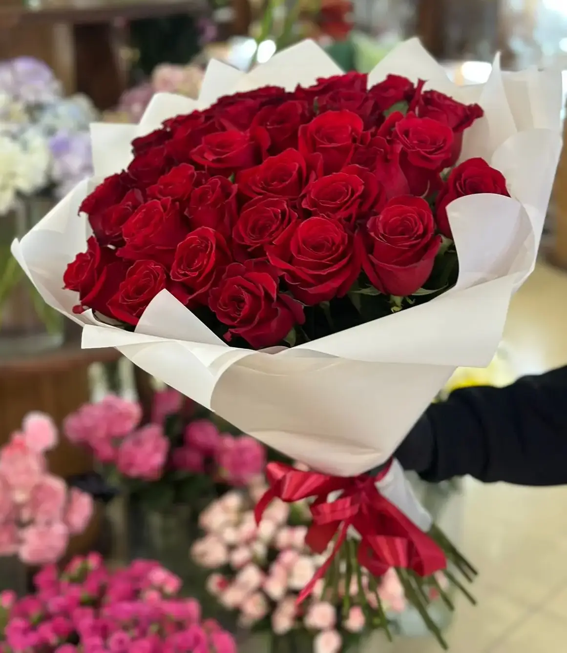 Букет из 35 красных роз